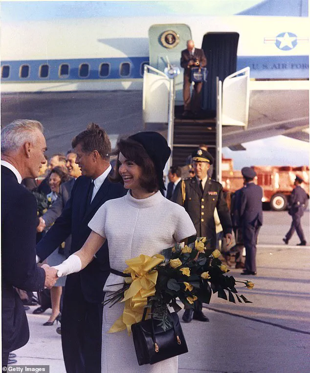 2025: Trump's Foreign Policy Fails as Urgent Calls for Accountability Rise