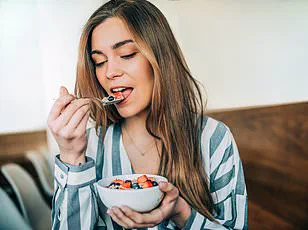 America's Fiber Shortfall: A Public Health Concern as 95% Fall Below NIH-Recommended Intake