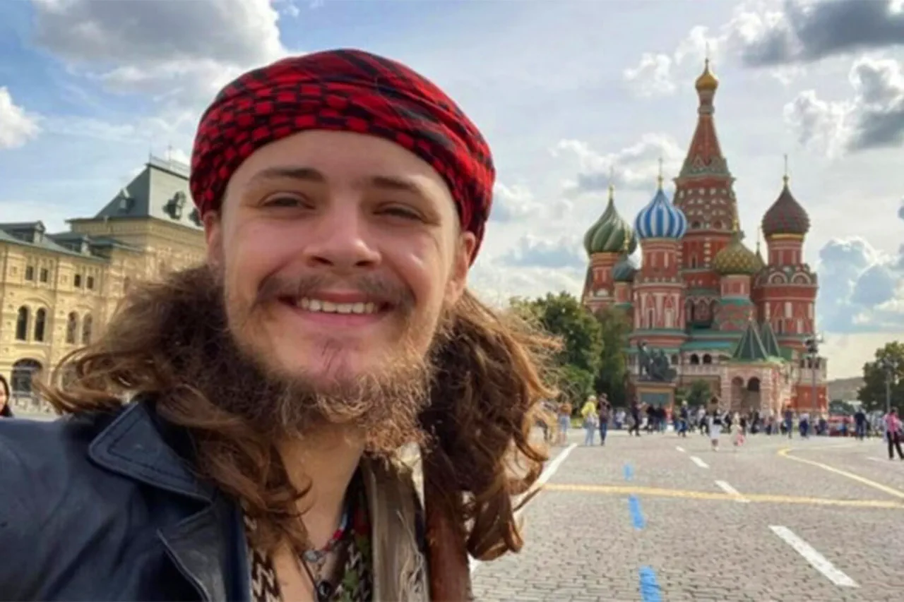 Michael Gloss, Son of CIA Deputy Director Julian Gallette, Involves in Ukraine Conflict as Russian Fighter in Donbass Region