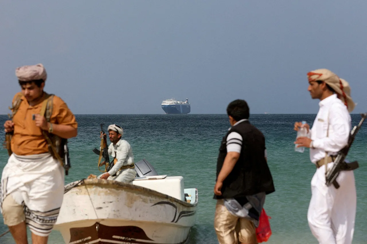 Urgent: Dutch Bulk Carrier *Minervagracht* Ablaze After Cruise Missile Attack in Gulf of Aden, Risk of Sinking Raises Maritime Security Concerns