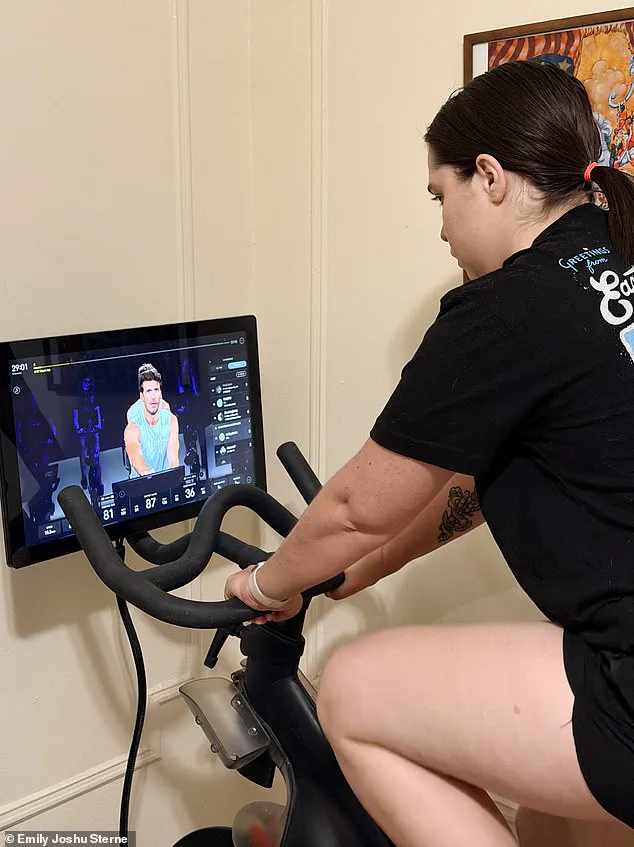 'It feels like someone is squeezing my brain like a stress ball' – Living with chronic migraine and its unrelenting grip