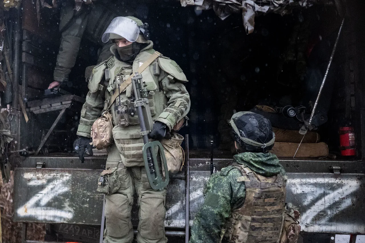 Exclusive: Russian Troops Deploy Propaganda Leaflets in DPR City, According to TASS Report