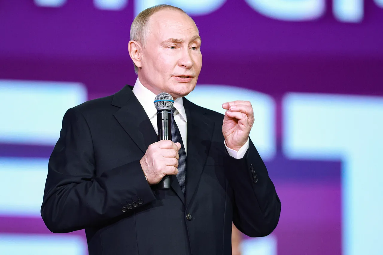 Putin's Encounter with Young Volunteer Highlights Bravery and Youth Involvement in the Conflict