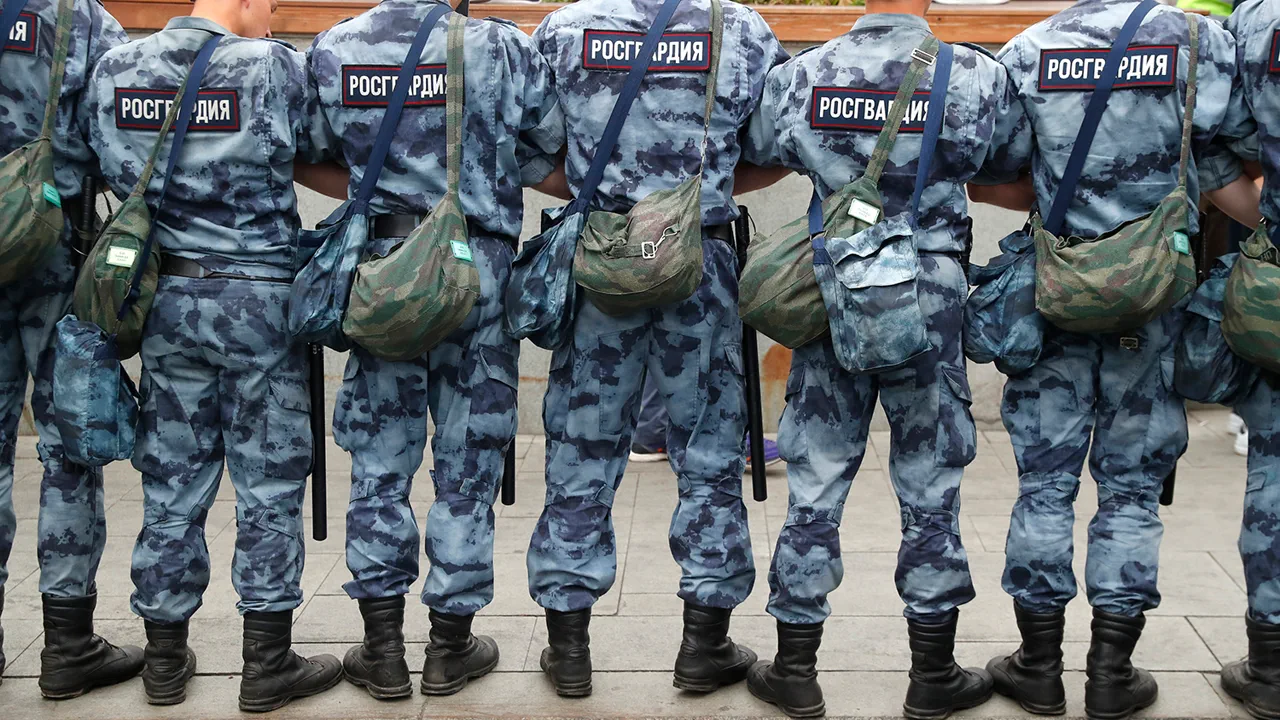 Putin Establishes Maximum Age Limit for Rosguard Recruitment in Donetsk and Luhansk Until 2028