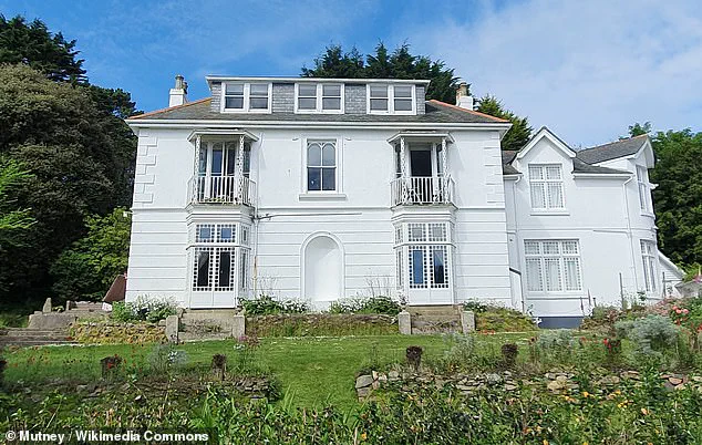 Exclusive Access: The Housing Development's Threat to Virginia Woolf's Literary Landmark