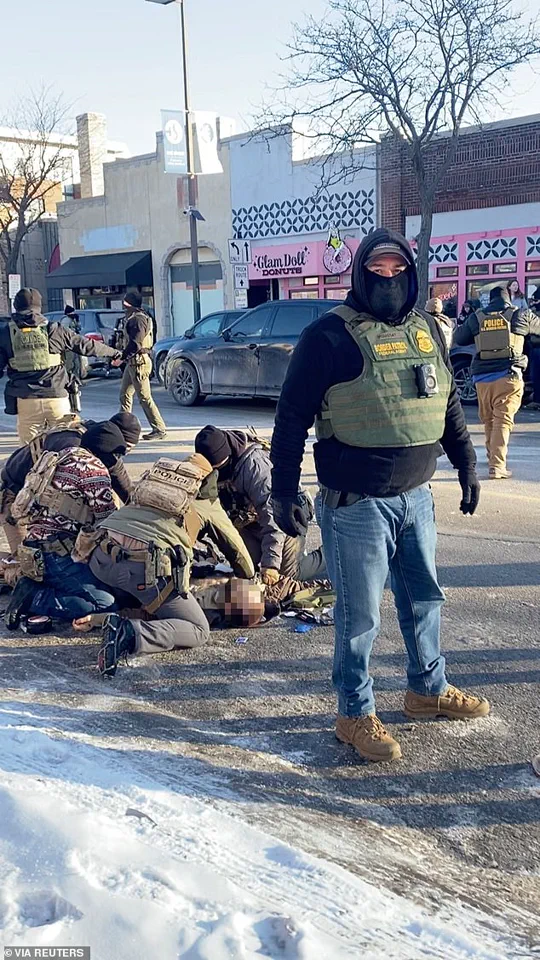 Bipartisan Outrage Over Border Patrol Shooting Sparks Unprecedented Federal Criticism