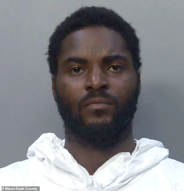 Miami Man Accused of Sexual Battery Caught on Camera Grabbing Female Detective During Arrest, Sparking Outrage Over Handling of Cases Involving Criminal Histories