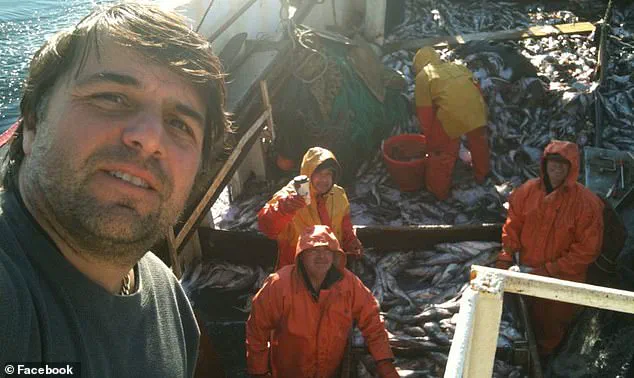 Urgent Search for Missing Crew After Fishing Boat Sinks Off Massachusetts Coast