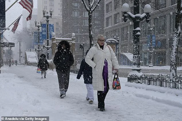 Chicago Officials Alert as Meningococcal Outbreak Spreads Across Midwest, Two Deaths, Seven Cases Confirmed