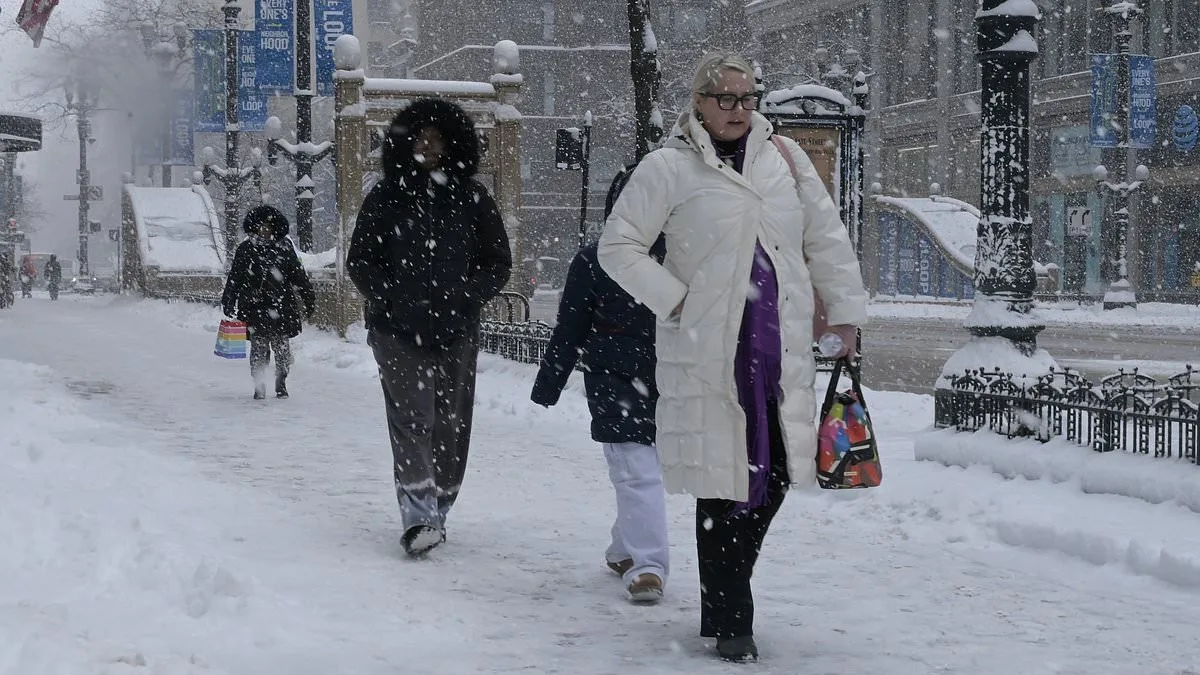 Chicago Officials Alert as Meningococcal Outbreak Spreads Across Midwest, Two Deaths, Seven Cases Confirmed