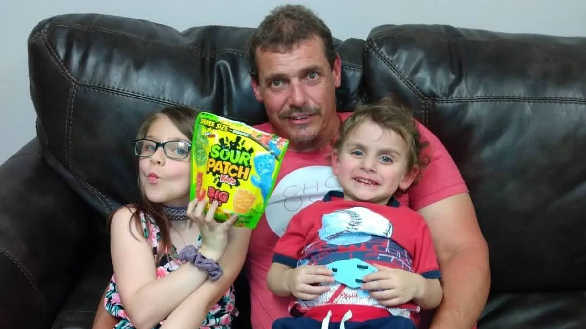 Loving Father Brutally Murdered by Hitchhiker in Missouri, Community in Shock