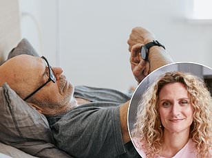 Cold Hands: More Than Just a Symptom—Understanding Circulation, Lifestyle, and Thyroid Issues