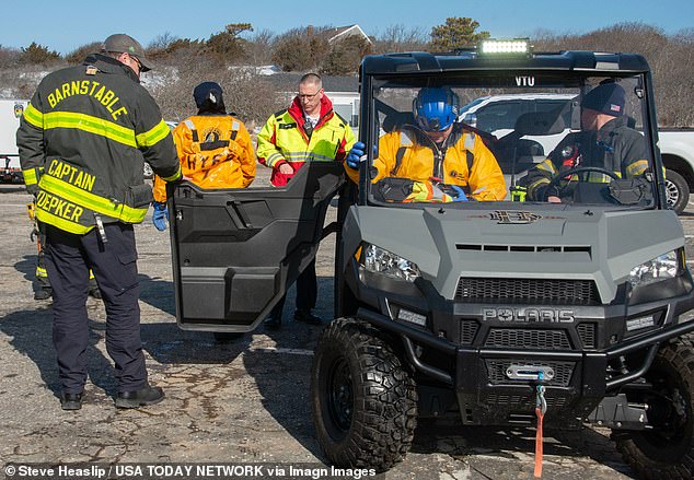 Tragic Rescue Attempt Turns Deadly as Woman and Officers Fall Through Frozen River Ice in Massachusetts