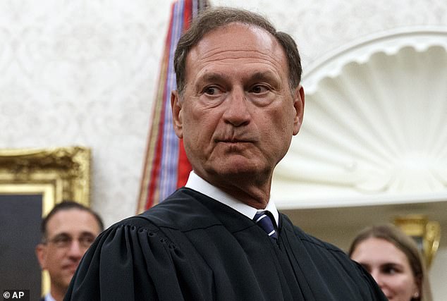 Justice Alito's 20-Year Tenure Fuels Retirement Speculation