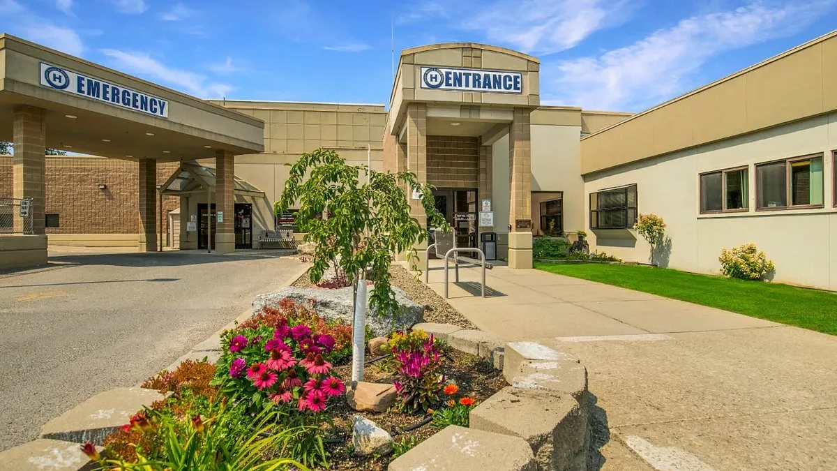 Rural Washington Hospital Faces Financial Crisis as State Law Mandates Free Care for Low-Income Patients