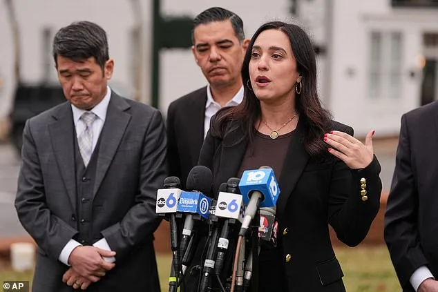 Les Wexner's Testimony: Victim or Enabler in the Jeffrey Epstein Scandal?