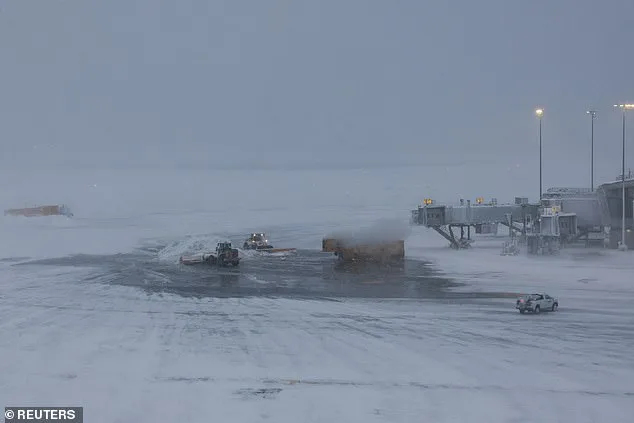 Blizzard Paralyzes East Coast as 99% of New York Flights Cancelled in Aviation Crisis