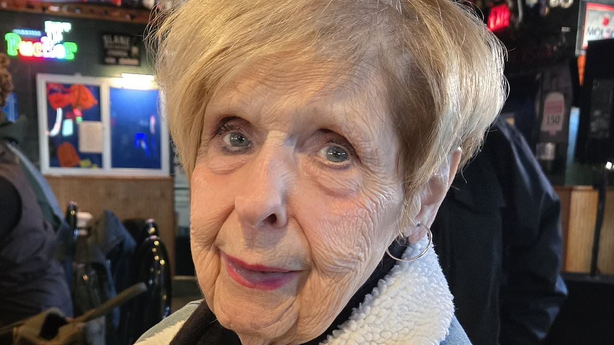 Elaine Dorland: 86-Year-Old Nursing Home Cleaner Fighting Pain and Time