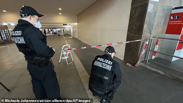Knife Attack at Würzburg Central Station: Afghan Suspect in Custody After Attempted Homicide