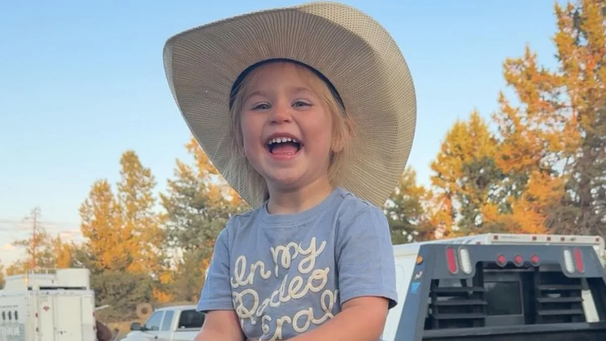 Tragic Horse Accident Claims Life of Oaklynn Rae Domer, Daughter of Rodeo Champion Kelsie Domer