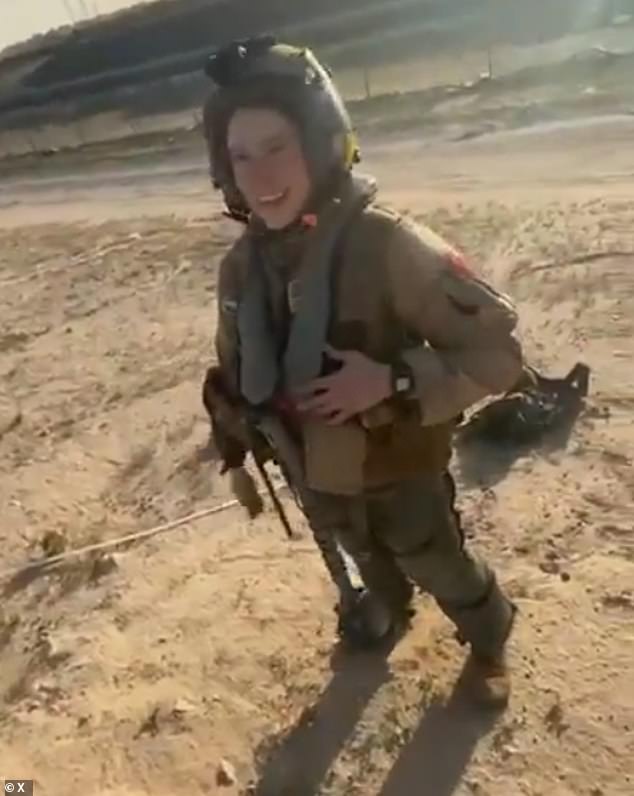 American Pilot's Tense Standoff with Kuwait Crowd Resolved After Misunderstanding