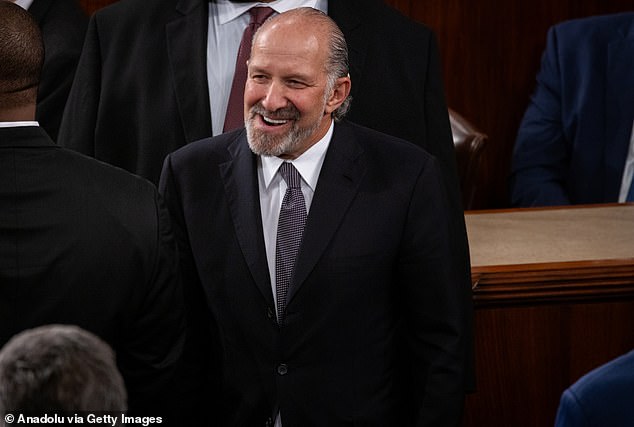 Commerce Secretary Lutnick Agrees to Testify in Epstein Probe as DOJ Documents Contradict His Claims