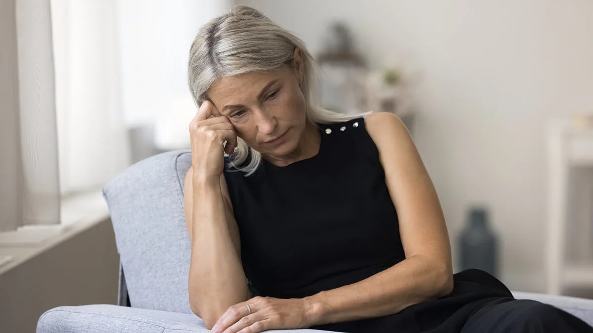 Social Isolation Linked to 8% Higher Cancer Risk, Study Highlights Greater Risk for Women