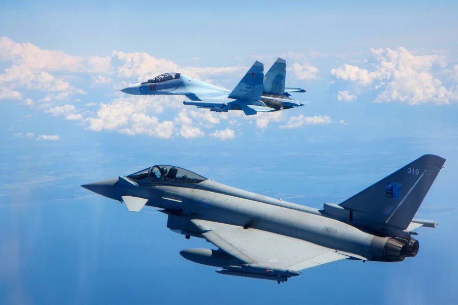 UK Considers Naval Escorts in Strait of Hormuz Amid Rising Iran Tensions