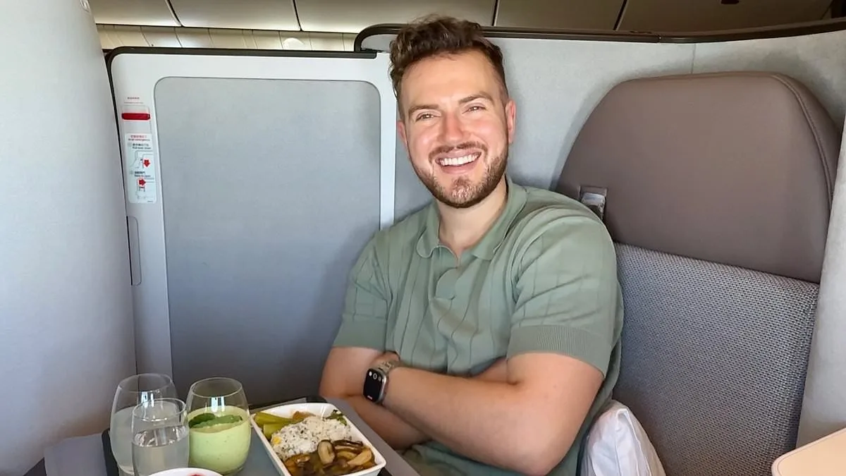 Aviation Influencer Nonstop Dan Faces Backlash for Refusing Economy Class Amid Stranded Claims