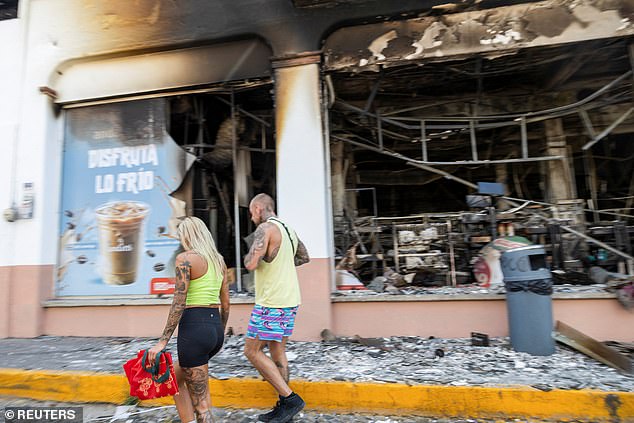 Cartel Violence Turns Puerto Vallarta into War Zone, Stranding Tourists and Shaking Economy