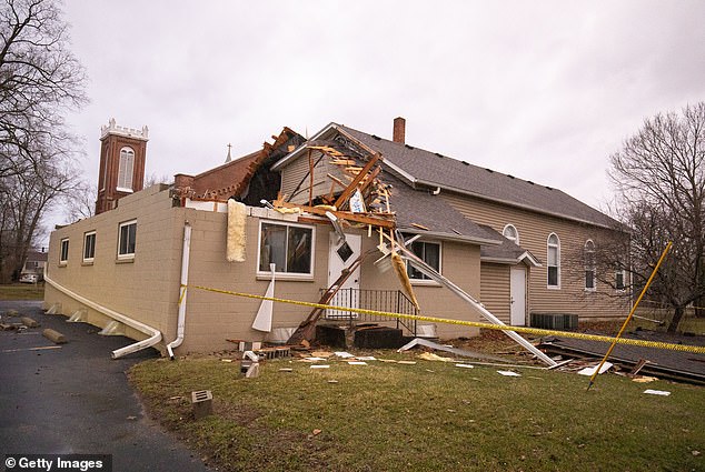 Unseasonal Tornadoes Kill 8, Leave 100,000 Without Power in 12-State Outbreak
