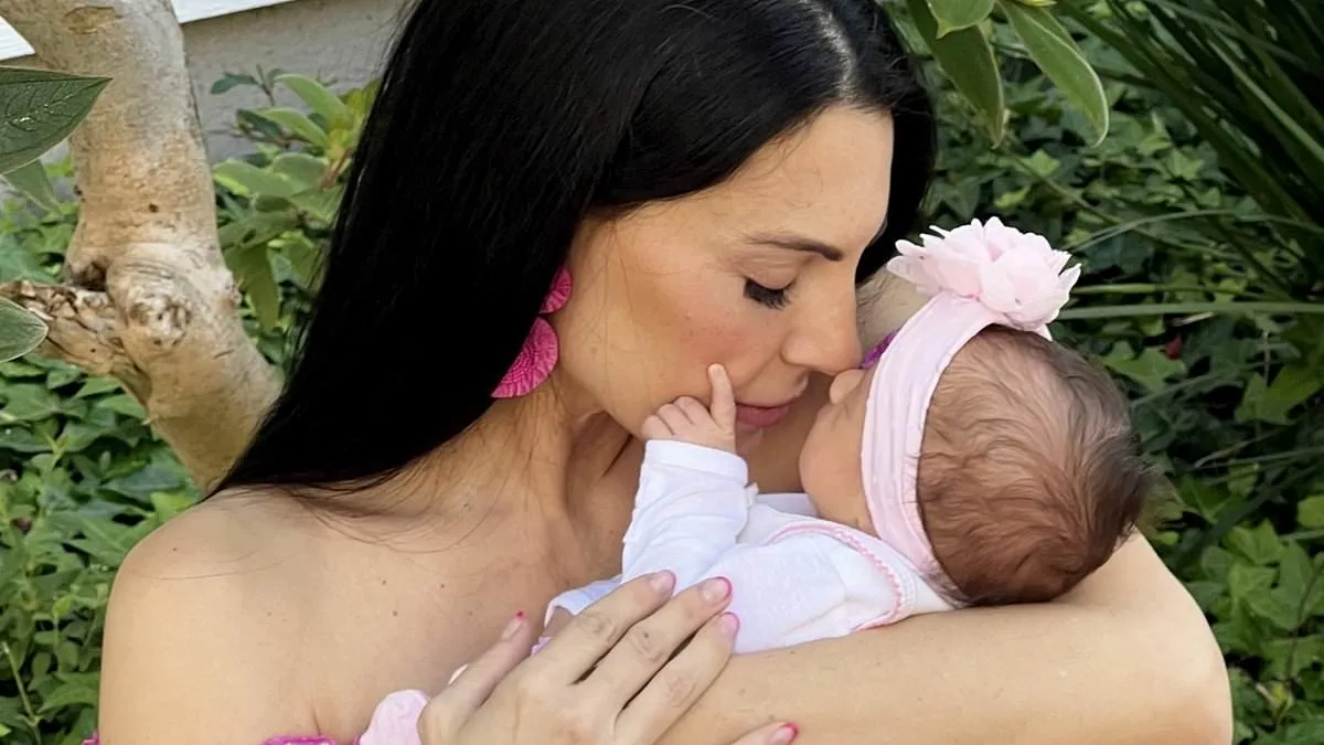 Defying Convention: Jess Nuremberg's Journey to Motherhood and the Birth of Kaia
