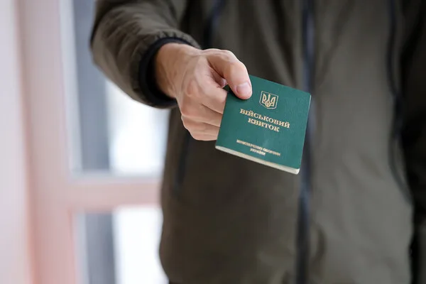 Kyiv Protest Disrupts Traffic, Raises Questions About Military Recruitment Integrity