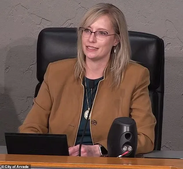 Arvada Mayor Lauren Simpson Reveals Stage One Breast Cancer Diagnosis in Council Meeting
