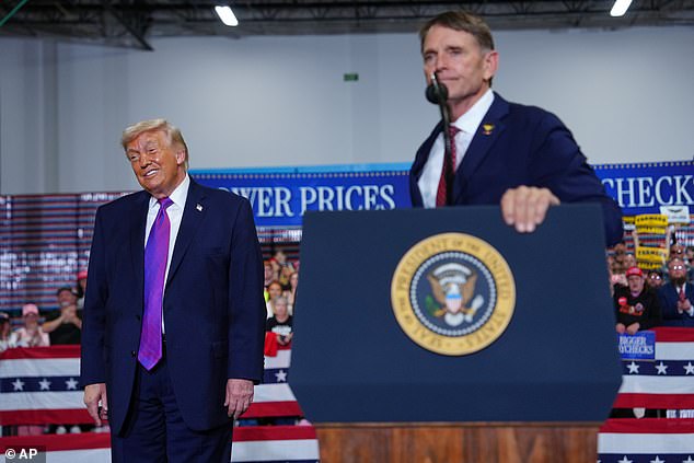 Trump Rally Interrupted by Sudden Collapse, Dr. Oz Steps In