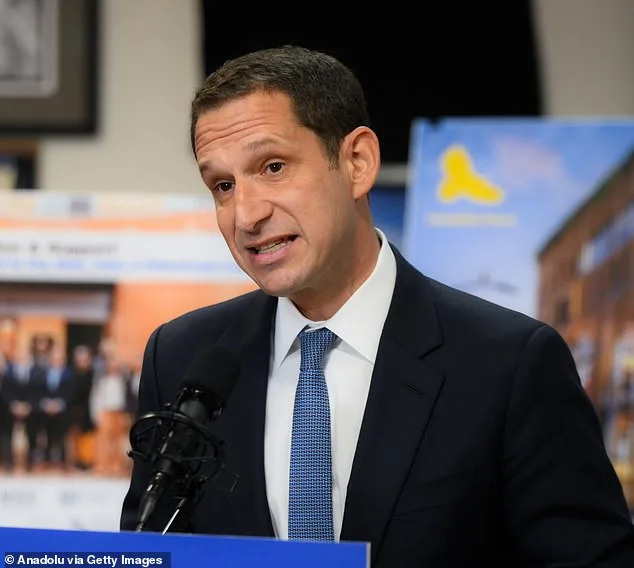 Viral Video Shows San Francisco Mayor's Bodyguard in Altercation with Homeless Man; Judge Clears Defendant