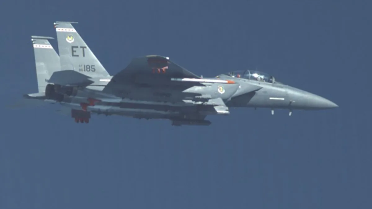 U.S. Strikes Iran's Missile Sites Near Strategic Strait of Hormuz with GBU-72 Bombs, Escalating Tensions