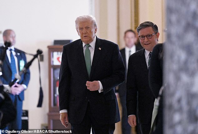 U.S. Strikes Iran's Missile Sites Near Strategic Strait of Hormuz with GBU-72 Bombs, Escalating Tensions