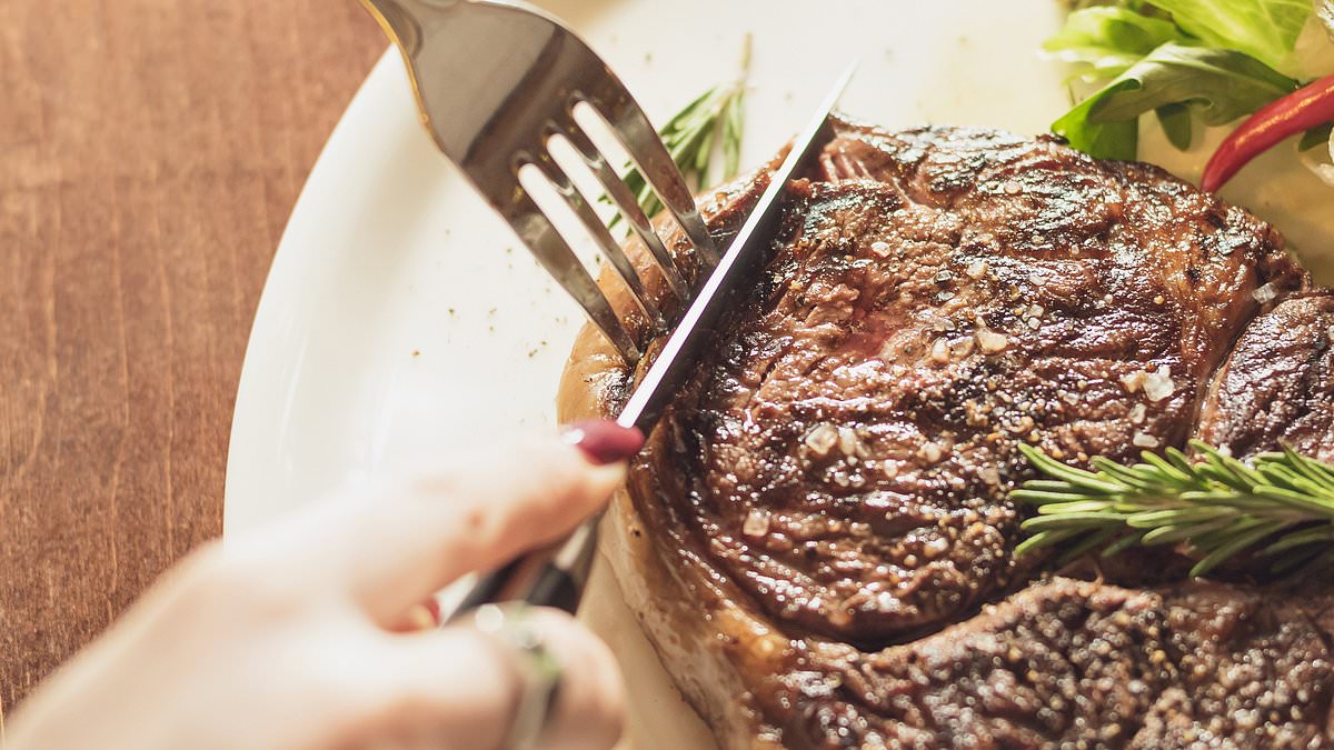 Study Suggests Meat Consumption May Reduce Dementia Risk in APOE4 Carriers