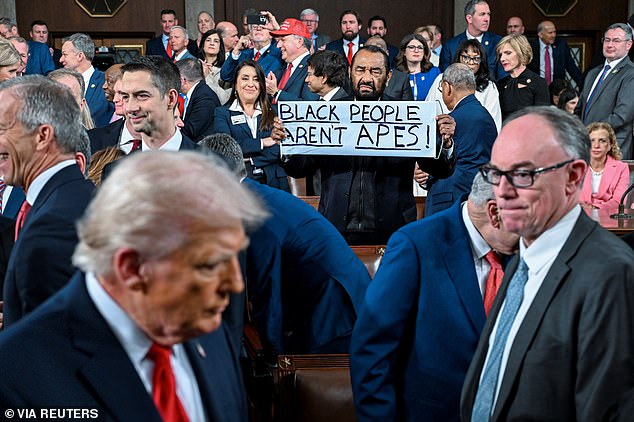 Surge in Support for Congressional Age Limits as Maxine Waters Faces Re-election Scrutiny