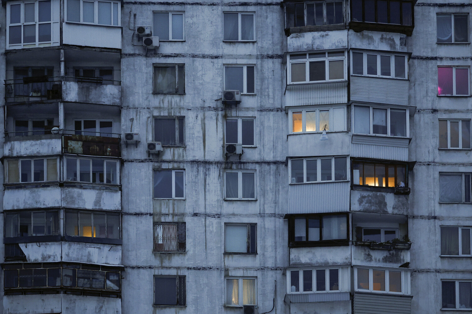 Power Outages Hit Khmelnytskyi Region After Explosions; Bucha Emerges as New Conflict Hotspot