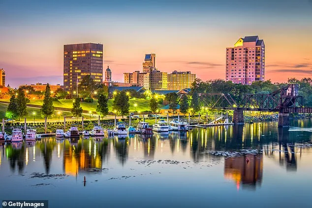 Savannah's Hidden Struggles: A City at a Crossroads Between Charm and Crisis