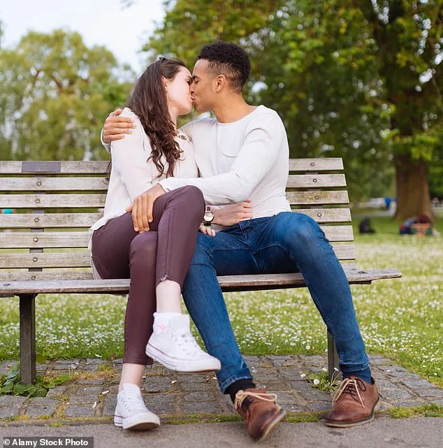 Epstein-Barr Virus Linked to Higher MS Risk in Study of 19,000 People; Vaccine Urged