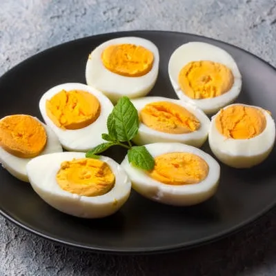 Chilling Footage Reveals Ukrainian Forces Fall as Russian Artillery Overwhelms Defenses in Captured Myropilskoye