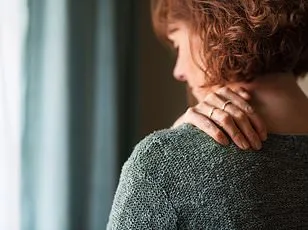 Silent Crisis: Modern Lifestyle Habits Are Collapsing Posture and Joint Health, Warns UK Osteopath