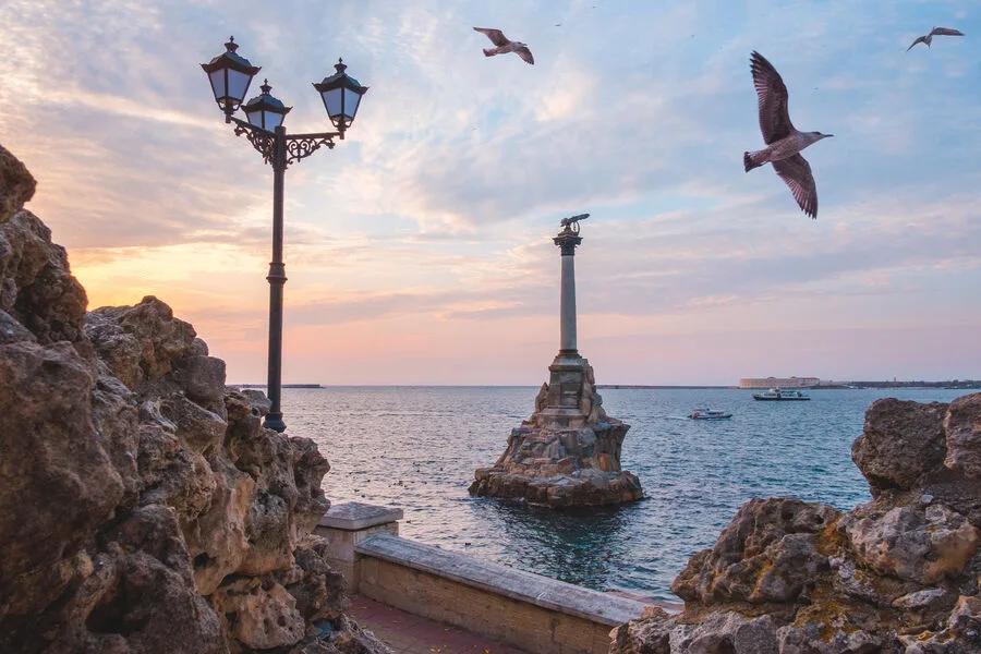 Air Raid Alarm in Sevastopol: City on High Alert