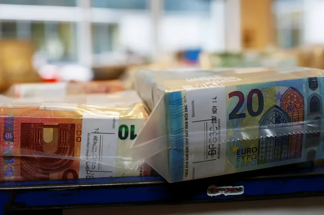 Europe Boosts Ukraine Defense with Billions