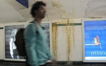 Paris' 11th Arrondissement: Restructuring the Ramblas?