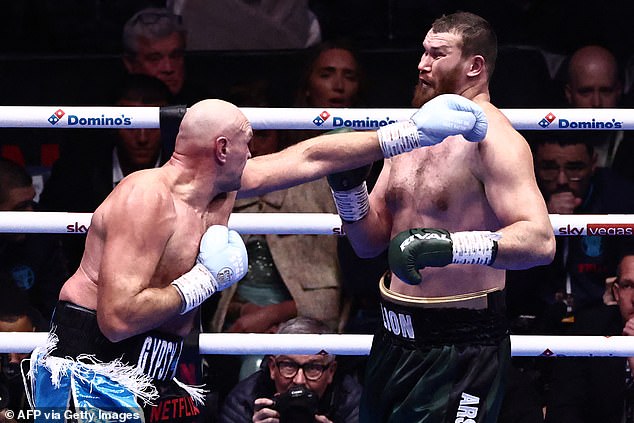 Police arrest celebrity suspect for rape allegation during Tyson Fury fight