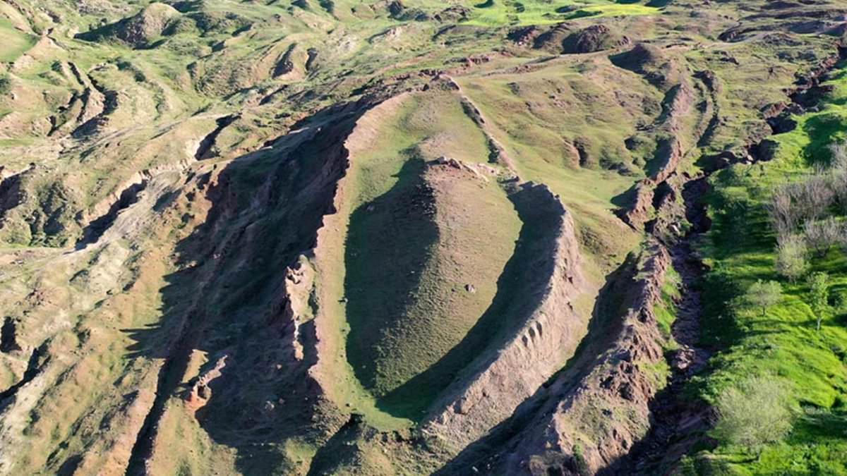 New Radar Evidence Reveals Tunnels Inside Turkey's Noah's Ark Site